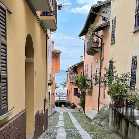 L'antica Abbazia - Duplex In The Historic Center レーザ